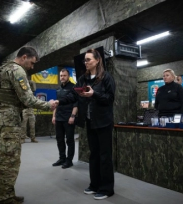 Свириденко відвідала бойові підрозділи на Донецькому напрямку