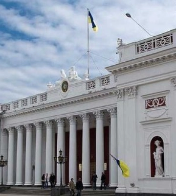 Зеленського просять створити військову адміністрацію в Одесі