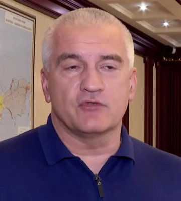 Гауляйтер окупованого Криму недолуго намагається пояснити, куди зник бензин 