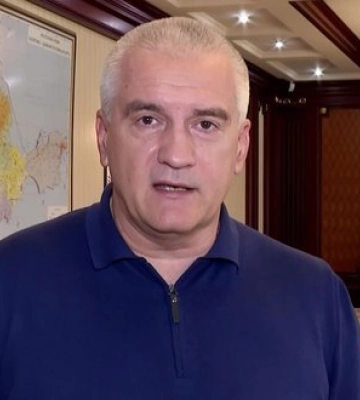 У Росії паливний колапс: закрилися вже 360 автозаправних станцій, найгірша ситуація в окупованому Криму. ВIДЕО
