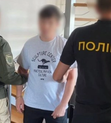 Обманывали граждан Казахстана: разоблачена и прекращена деятельность мошеннического колл-центра на Буковине. ФОТОРЕПОРТАЖ
