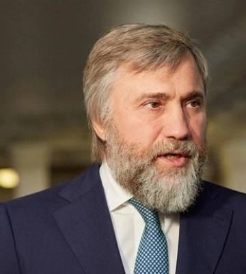 Суд заочно арестовал экс-депутата Новинского