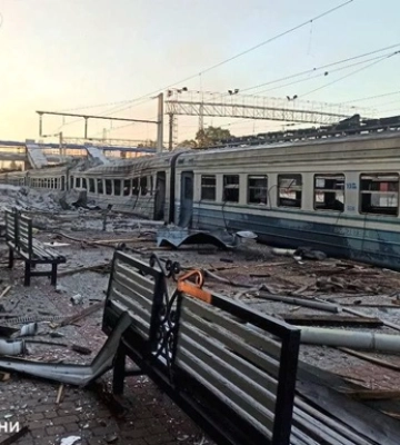 Теракты на железной дороге: почему враг действует, как в начале войны
