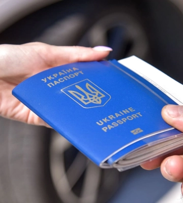 З жовтня діятимуть нові правила перетину кордону з ЄС для українців: деталі