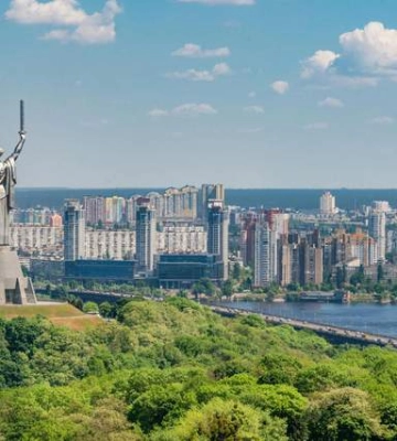 Попит високий: скільки тепер коштує оренда квартир у центральних районах Києва