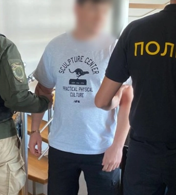 Более 300 обманутых: в Черновцах раскрыли колл-центр