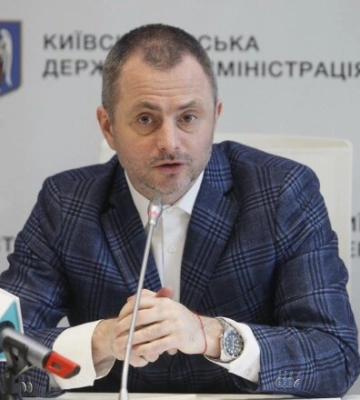 Максим Бахматов публично набросился на женщину, а теперь еще просит премию более 100 тыс. грн