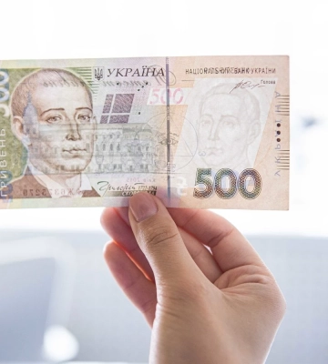 Курс валют НБУ. Долар і євро тримають позиції