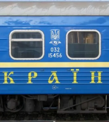 На Одещині унаслідок дронової атаки пошкоджений трансформатор - змінений рух приміських поїздів