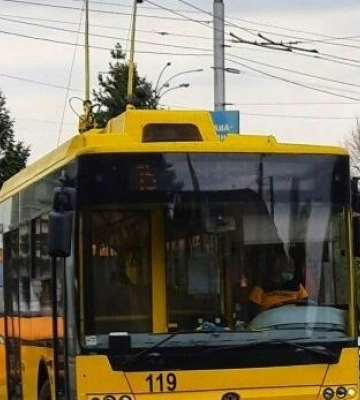 Полтавців запрошують на безкоштовну тролейбусну екскурсію містом