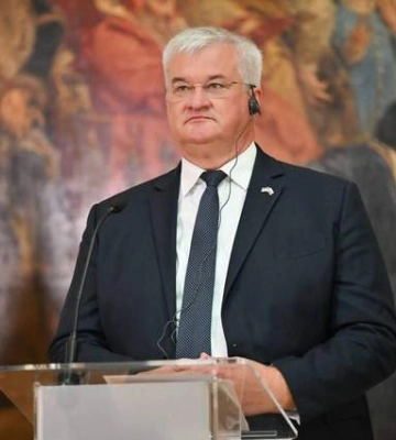 Украина запретила въезд трем венгерским чиновникам