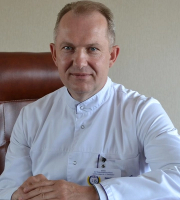 "Безкоштовне МРТ лише за гроші": керівника лікарні Мечникова Риженка звинуватили в корупції