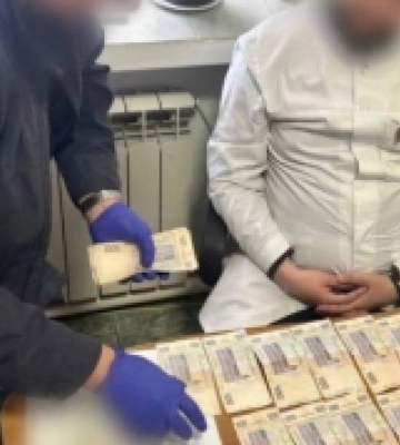 Завідуючого Волинської психлікарні та його пособника судитимуть за підробку документів
