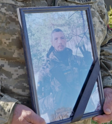 Життя обірвалося від важкого захворювання: на Волині попрощалися з Героєм Сергієм Карабасем