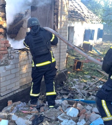Поранено шестеро літніх людей: ворог атакував Дніпропетровщину