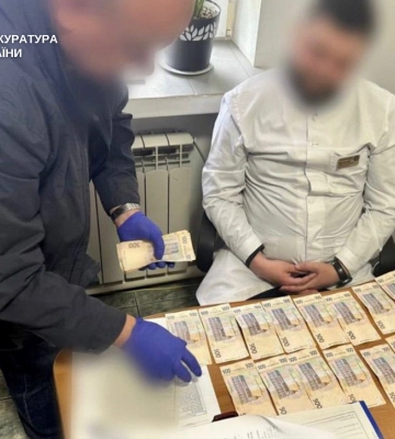 Завідуючого Волинської психлікарні та його пособника судитимуть за підробку документів