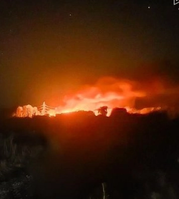 Наслідки ворожої атаки на Вінничину: пожежу ліквідували за ніч. ФОТОрепортаж