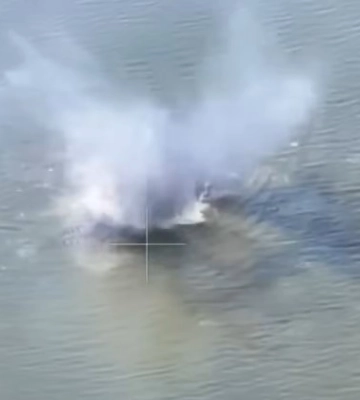 На Сумщині прикордонники завдали ударів по окупантам на воді, на землі й під землею
