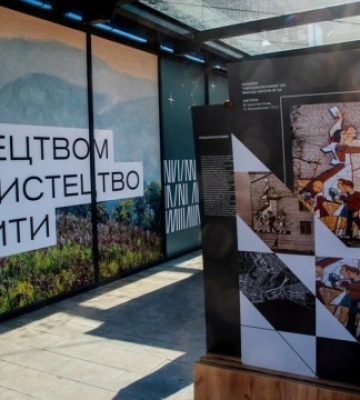У Львові презентували експозицію про втрачене монументальне мистецтво Маріуполя