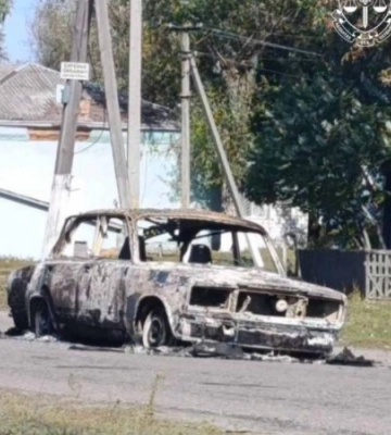Россияне атаковали дроном автомобиль на Сумщине, есть жертвы