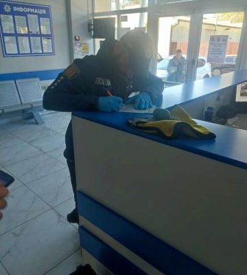 На Одещині чоловік знайшов гранату і віддав її поліцейським