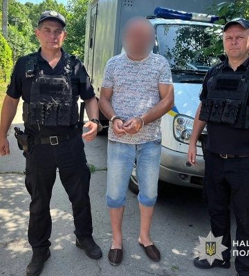 На Сумщині судитимуть 48-річного чоловіка, який вдарив ножем у груди власну дружину. ФОТО