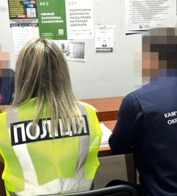 Оставил 5 тысяч в авто — в Хмельницкой области нетрезвый водитель пытался откупиться от полиции