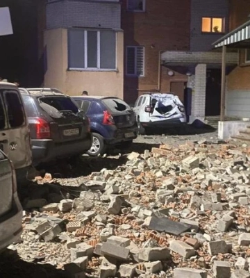 Ворожа атака на Київщину: є постраждалі та пожежі