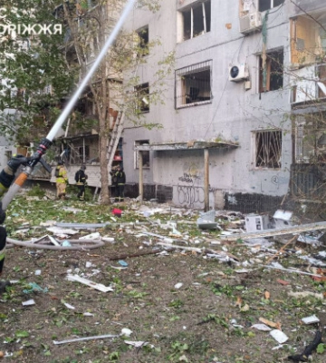 У Запоріжжі через російську атаку постраждали 27 людей — палала багатоповерхівка, фото