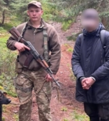 На Рахівщині прикордонники виявили у горах «туриста», який намагався незаконно перетнути кордон