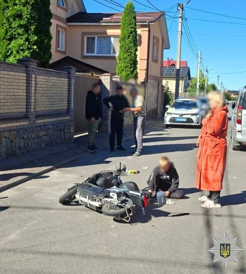 На Вінниччині внаслідок двох ДТП постраждали маленька дитина та літній чоловік, - поліція