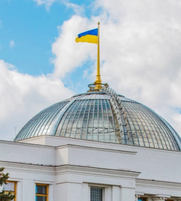 ЦИК официально признала Татьяну Чорновол народным депутатом после прекращения полномочий Парубия
