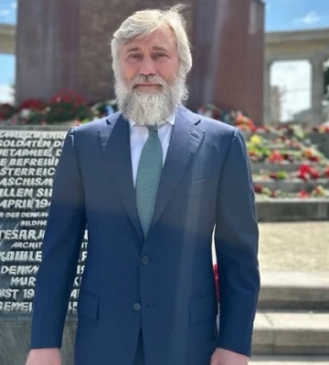 Україна оголосила у розшук олігарха Новинського: ексклюзивні деталі