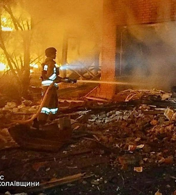 Очаків атакували «шахеди», пошкоджено будинки баз відпочинку