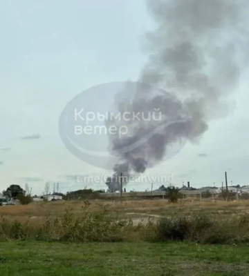 У Феодосії спалахнула пожежа на нафтобазі: росіяни заявили про "зварювальні роботи"