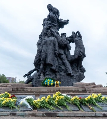 Київ вшанував жертв масових розстрілів у Бабиному Яру