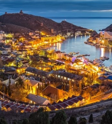 Жестокие лимиты на бензин в Крыму: очереди растут за секунды