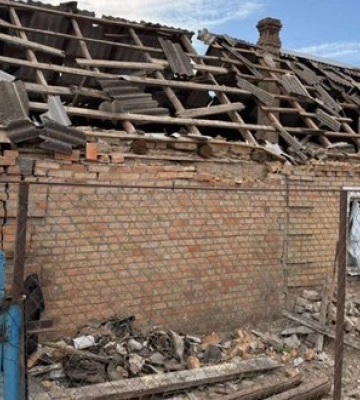Впродовж дня росіяни атакували дронами та з артилерії 2 райони Дніпропетровщини: постраждали дві жінки. ФОТОрепортаж