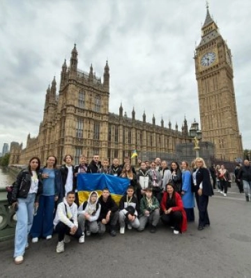 Лондон — Уельс: Незабутня подорож для дітей Закарпатських Героїв