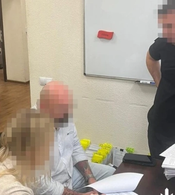 Переплатили ₴4 мільйони: ДБР викрило нові махінації із закупівлею ліжок для військових