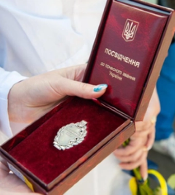 Медики та викладачка з Полтавщини отримали державні відзнаки