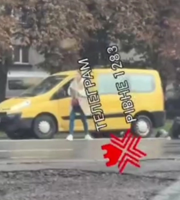 На «зебрі» у Рівному збили людину (ВІДЕО)