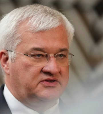 Киев готовит ответ на блокирование Венгрией украинских СМИ: заявление Сибиги