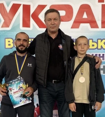 Херсонські кікбоксери стали призерами всеукраїнських змагань