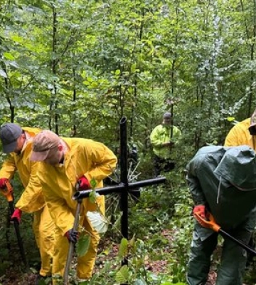 Українська експедиція розпочала пошуково-ексгумаційні роботи на території Польщі. ФОТОрепортаж