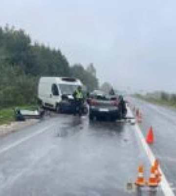 ДТП у Львівському районі: травмована водійка легковика