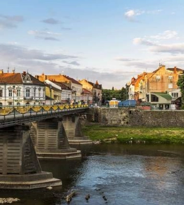 Скільки коштують квартири в Ужгороді: чи місто досі є лідером за цінами