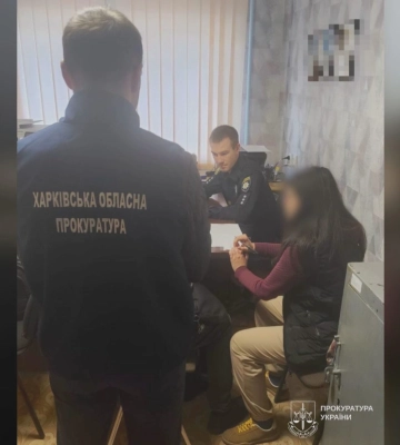 Фахівчиня комунального підприємства Харкова "переплатила" за генератори понад пів мільйона гривень — поліція