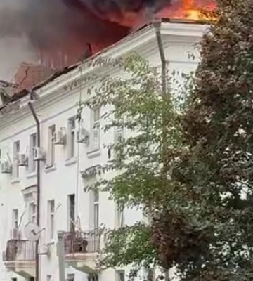 Атака "Шахедов" на Днепр: много раненых, пострадали медучреждения (видео)