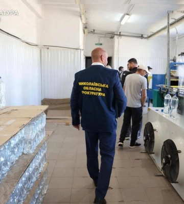 На Николаевщине бизнесмен сделал миллионы на незаконной продаже "государственной" воды
